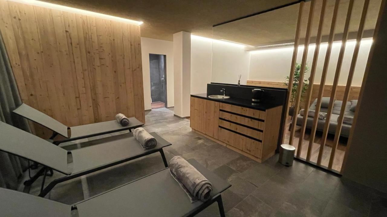 Residence Tantalus Сан-Лоренцо-ди-Себато Экстерьер фото