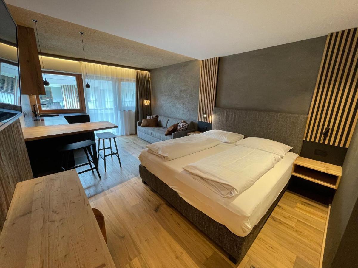Residence Tantalus Сан-Лоренцо-ди-Себато Экстерьер фото