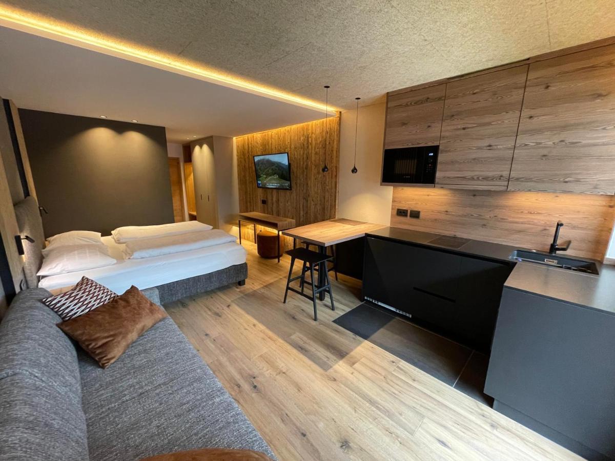 Residence Tantalus Сан-Лоренцо-ди-Себато Экстерьер фото